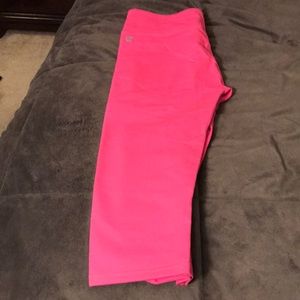 Fabletics bubble gum pink leggings
